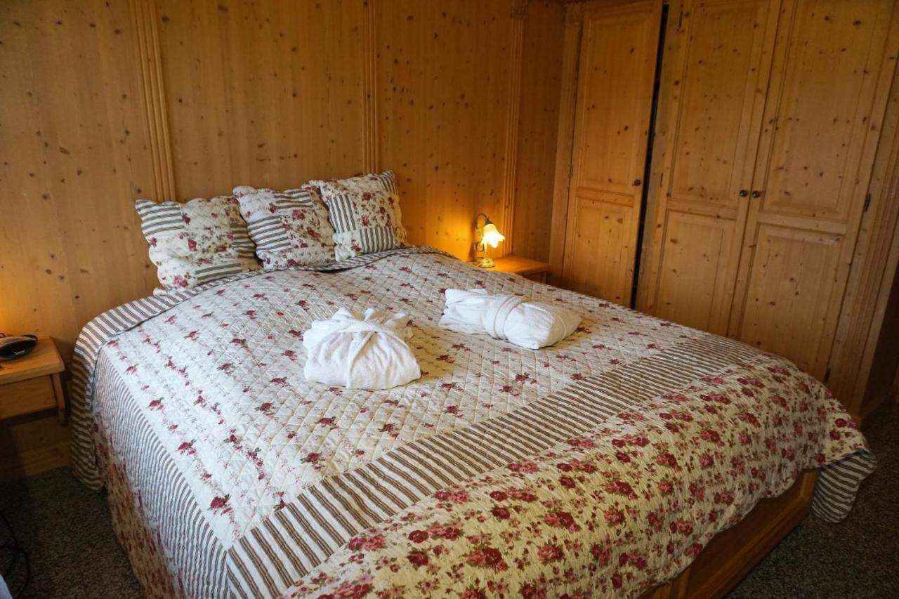 Landhotel Gutshof Camping Badhuetten Тетнанг Екстериор снимка