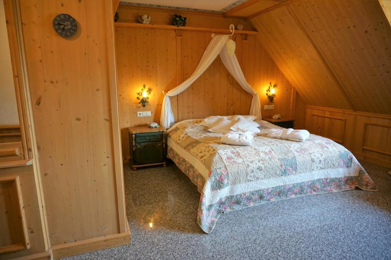 Landhotel Gutshof Camping Badhuetten Тетнанг Екстериор снимка