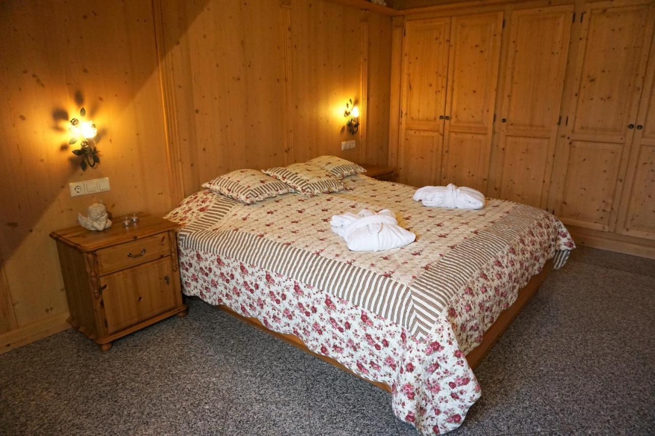 Landhotel Gutshof Camping Badhuetten Тетнанг Екстериор снимка